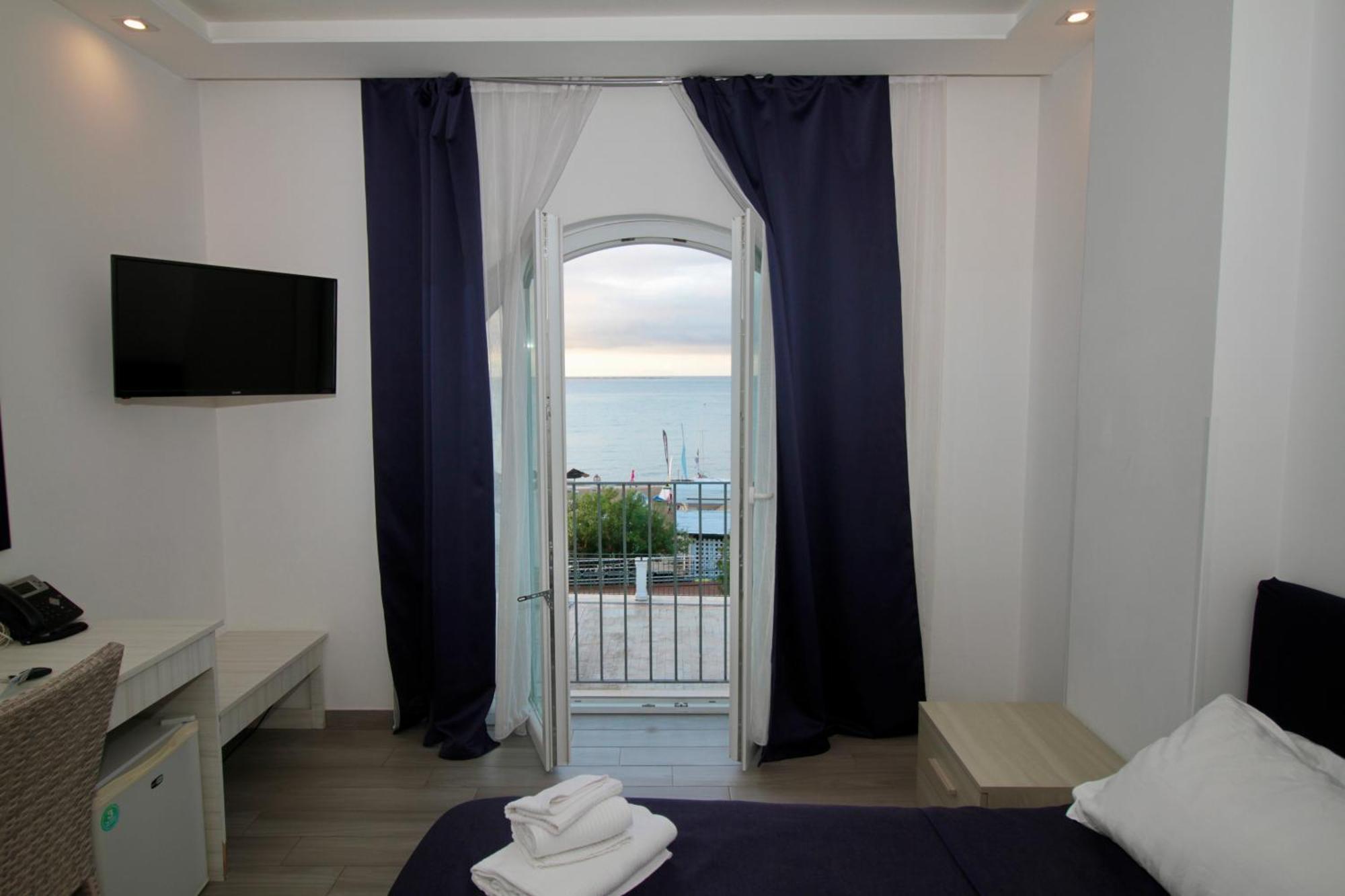 פורמיה Klaton Beach Hotel מראה חיצוני תמונה